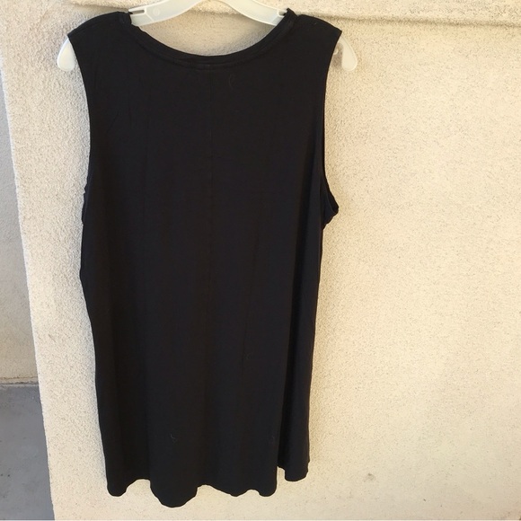 Layers Lori Goldstein Dress SzXL
Super Soft Knit Knee Length Sleeveless - Picture 7 of 7